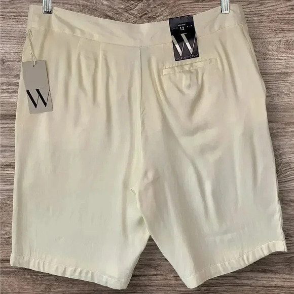 Worthington New Rayon Silky Bermuda High Rise Dress Shorts Size 12 W34 Cream - Picture 2 of 13